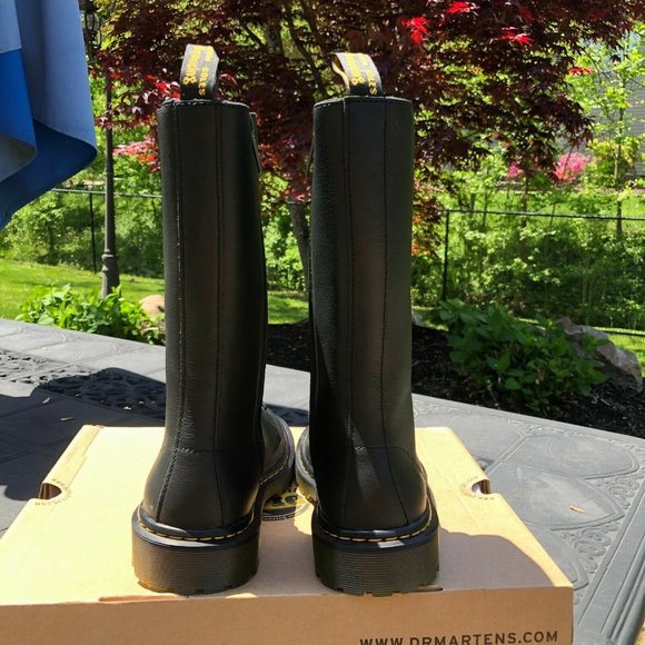 Dr. Martens Luana 14-eye Side-Zip Boot LAST ONE - Picture 5 of 13
